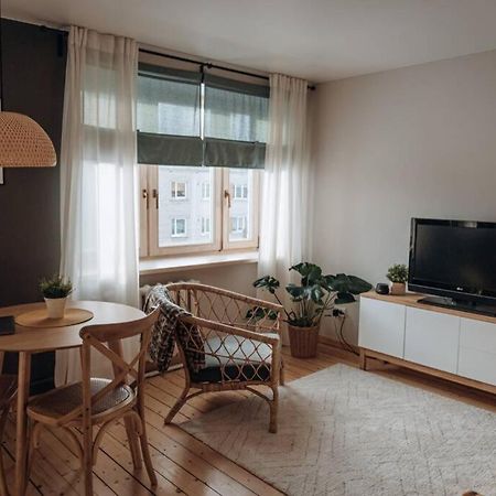 Teatra Street Apartment Балви Екстериор снимка