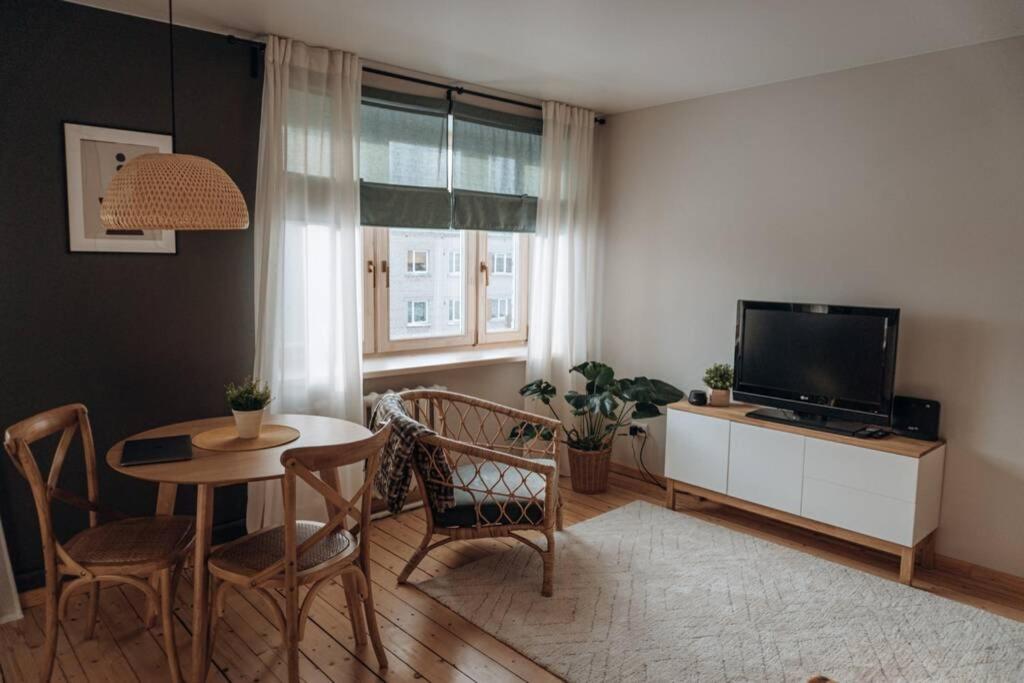 Teatra Street Apartment Балви Екстериор снимка
