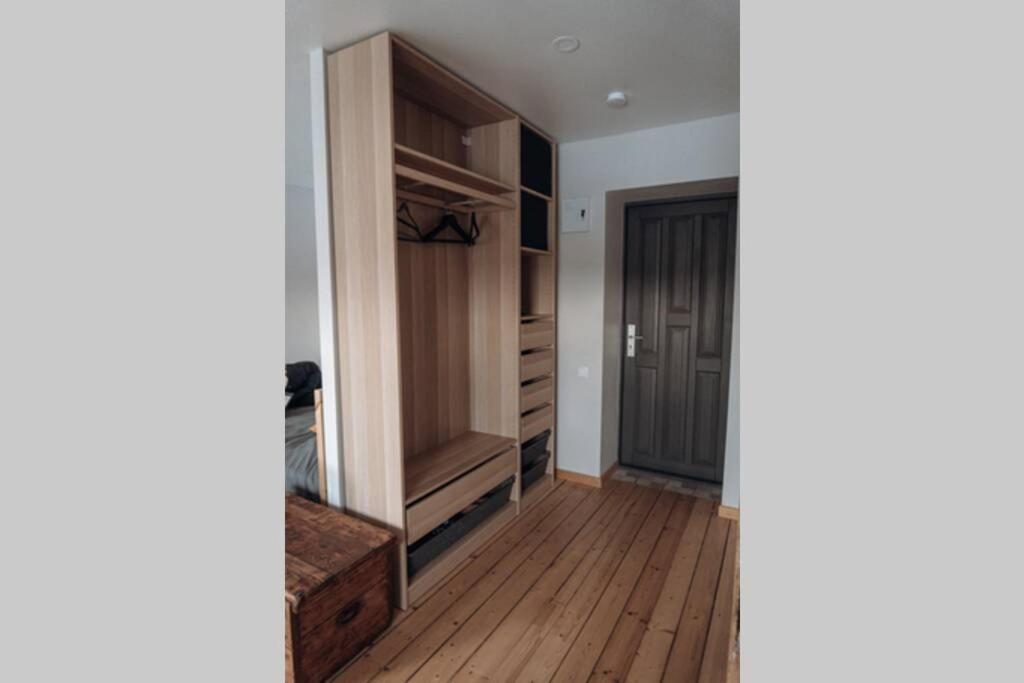 Teatra Street Apartment Балви Екстериор снимка